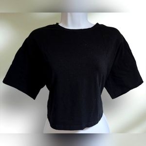 Woman's Black Crop Top T-Shirt Size Large